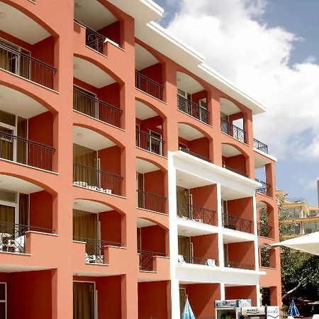 Carina Apart-hotel 3*