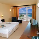 Hotel de apartamente Carina