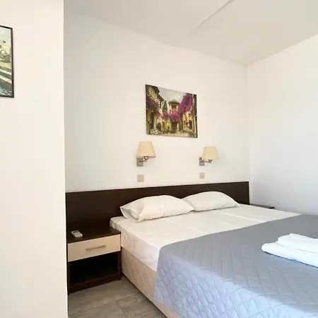 Carina Hotel de apartamente