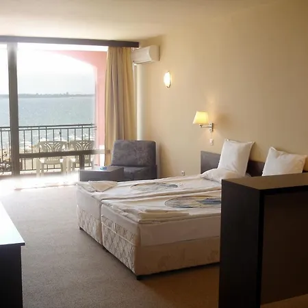 公寓式酒店 Carina 阳光海滩